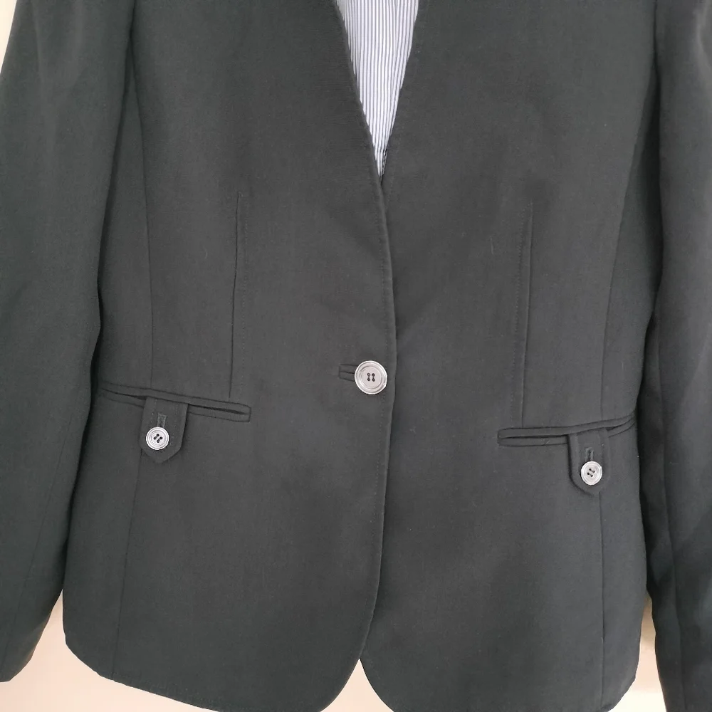 Tahari Arthur S Levine black lined jacket blazer 4 Office Professional Career